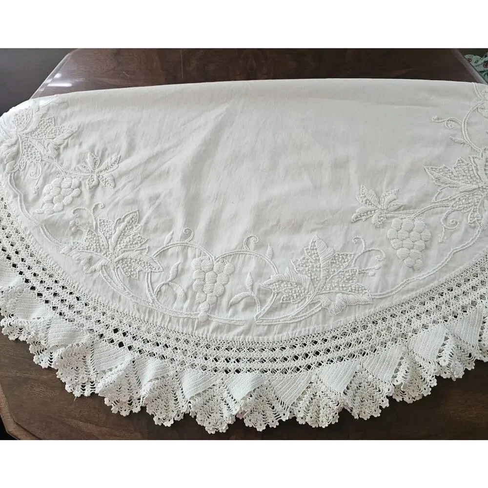 Vtg Handmade Embroidered Lace Table Topper Grapes Crochet Edge 38” Farmhouse